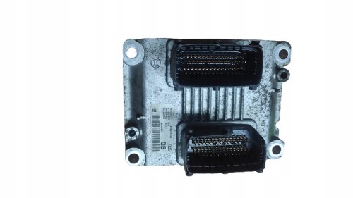 Sterownik komputer silnika Opel Corsa D 1.0 12V Z10XEP 24420558 QB