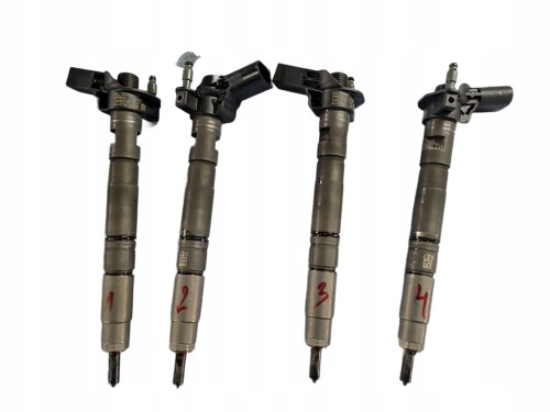 Wtryskiwacz paliwa VW Audi Skoda Seat 2.0 CBD 03L130277