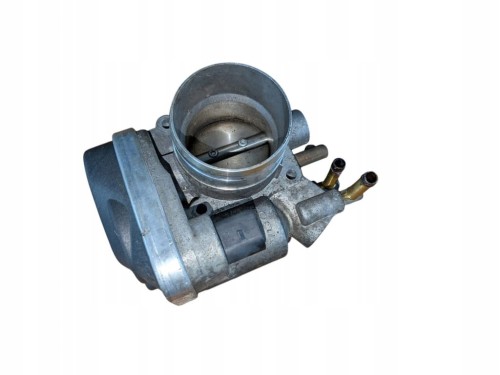Przepustnica Audi VW Skoda 1.6 MPI 06A133062AT A2C53093430