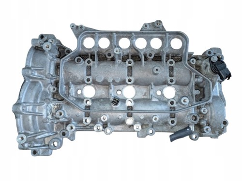 Pokrywa zaworów Nissan Navara Infiniti 3.0 DCI V9X V9XA 8200871992