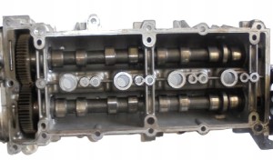 Pokrywa zaworów wałki Opel Astra Zafira B Astra Vectra 1.9 CDTI 55565886